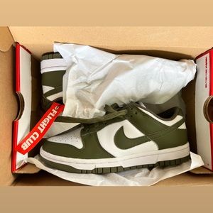Olive Nike Dunks (Certified from Flight Club)